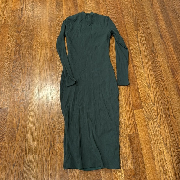 NWT Remi x Revolve Lori Midi Dress in Forest Green - Picture 7 of 7